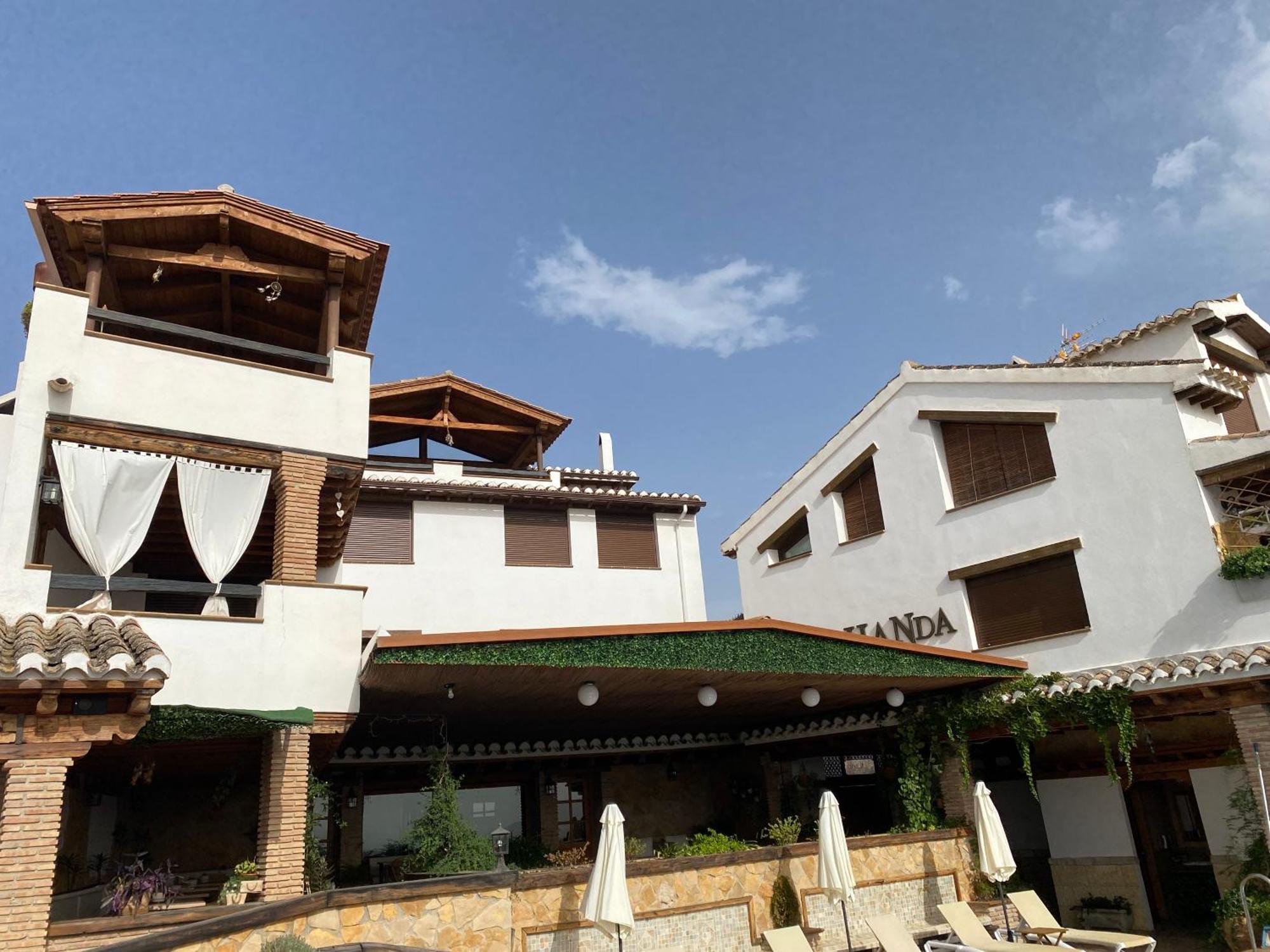 Alhanda Apartahotel Benamaurel ภายนอก รูปภาพ